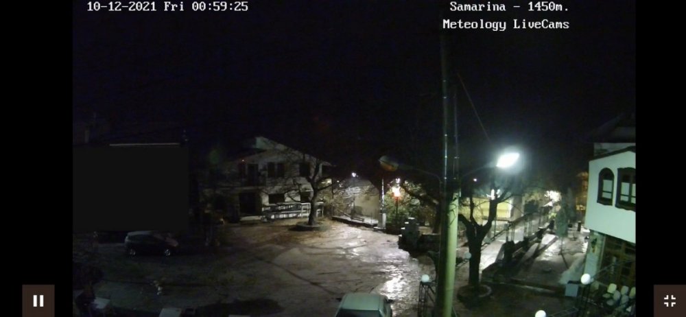 Screenshot_2021-12-10-01-00-29-347_com.livecam.meteology_live_cams.jpg