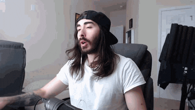 1833108649_giphy(2).gif.e6a9c38474ef5ae249c4403a62a9b098.gif