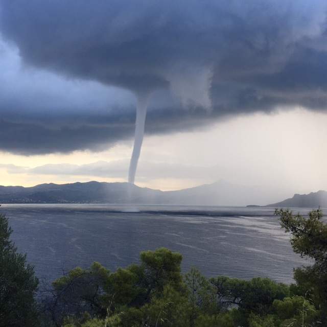 Funnel Agistri 251001c.jpg